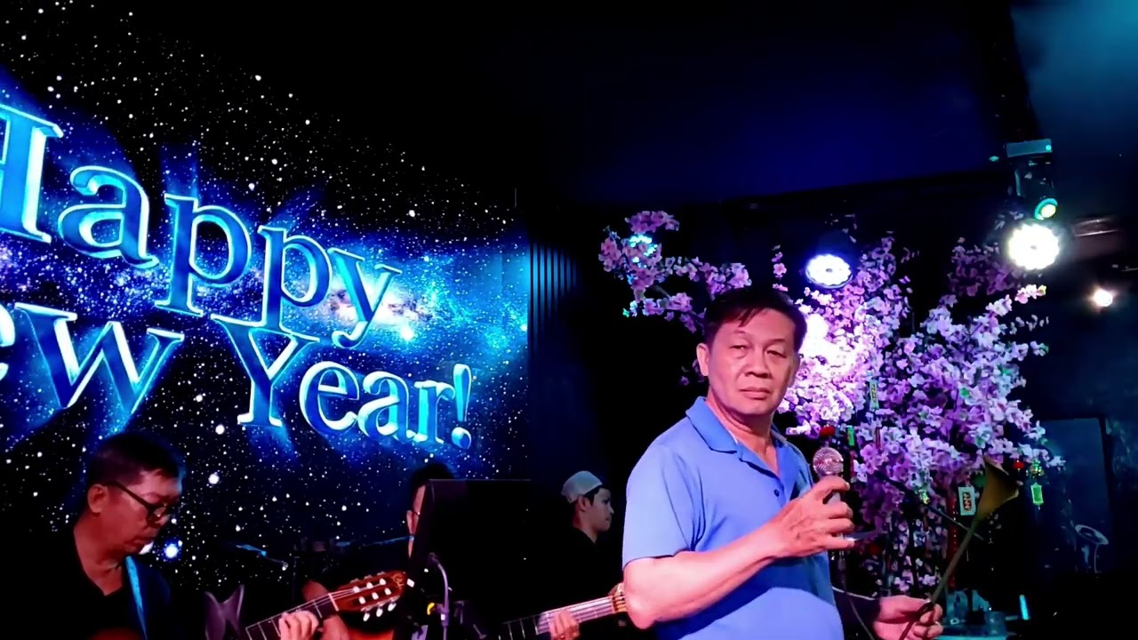 HẠNH PHÚC ĐẦU XUÂN - Sáng tác: Minh Kỳ & Lê Dinh - Trình bày: Mê Ca Bất Chấp