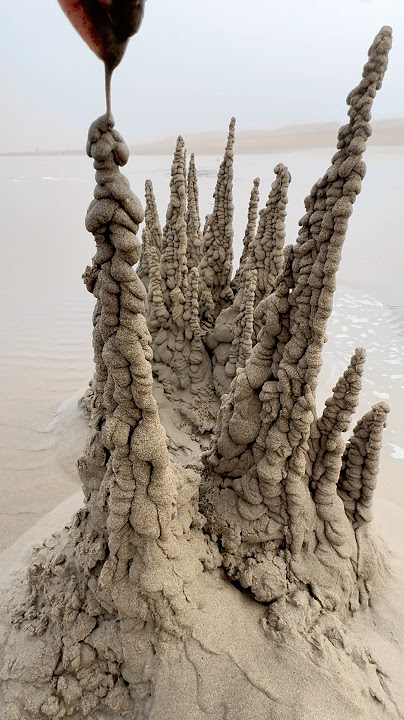 Sand #satisfying #beach #oddlysatisfying #satisfyingvideo