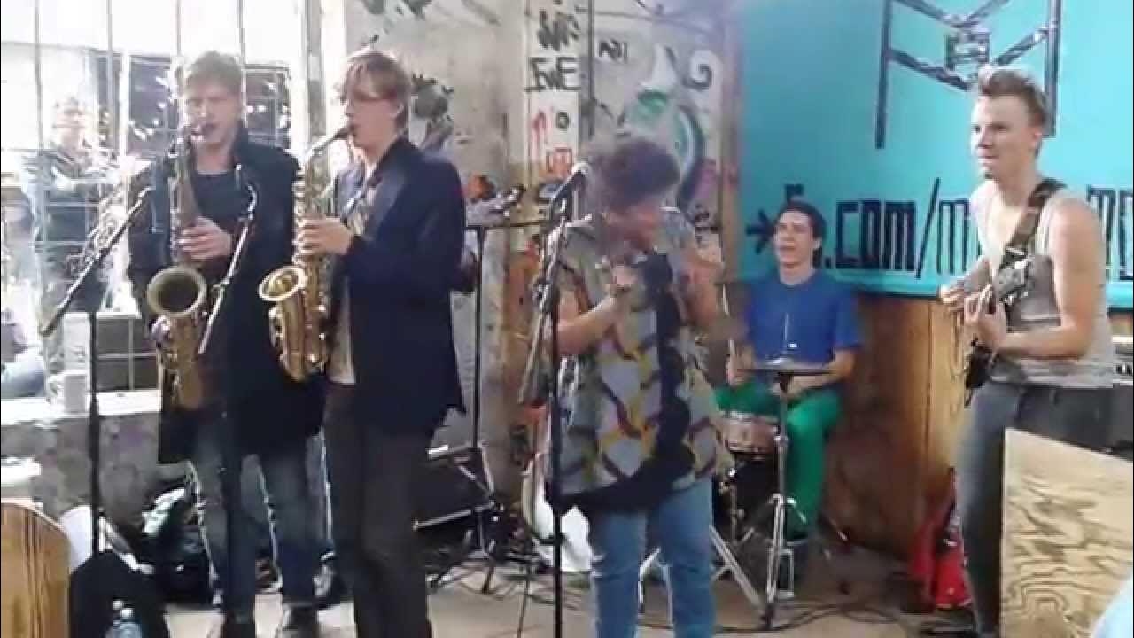 Make a move band aus berlin live in neue heimat youtube