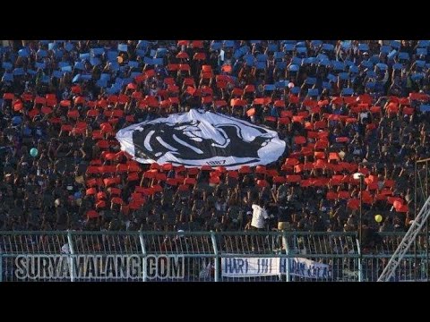 Wow Aremania Nyanyikan Lagu Salam Satu Jiwa Di Stadion Sumpah Pemuda Badak Lampung Youtube Wow Aremania Nyanyikan Lagu Salam Satu Jiwa Di Stadion Sumpah Pemuda Badak Lampung Youtube