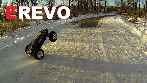 RC CWR Summit and E Revo speed run and bash