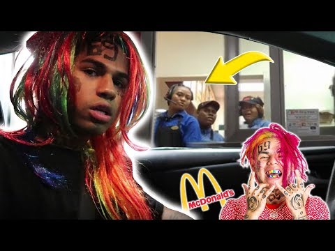 6ix9ine-at-the-drive-thru-prank!-*hilarious*