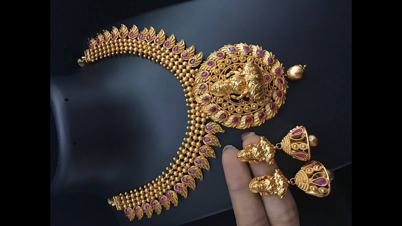 Beautiful Fancy Stone Necklace Models 