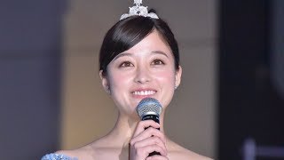 橋本環奈がシンデレラにガチ変身！400人のファンが黄色い歓声／映画『午前0時、キスしに来てよ』リアル・シンデレライベント