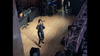 Di Reed - from RnB group Jade, performing their hit track - Don’t Walk Away