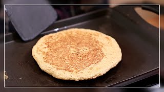 Pan de AVENA en solo 5 Min SIN HORNO, Sin harinas. Fácil Rápido y Barato Pan SALUDABLE image