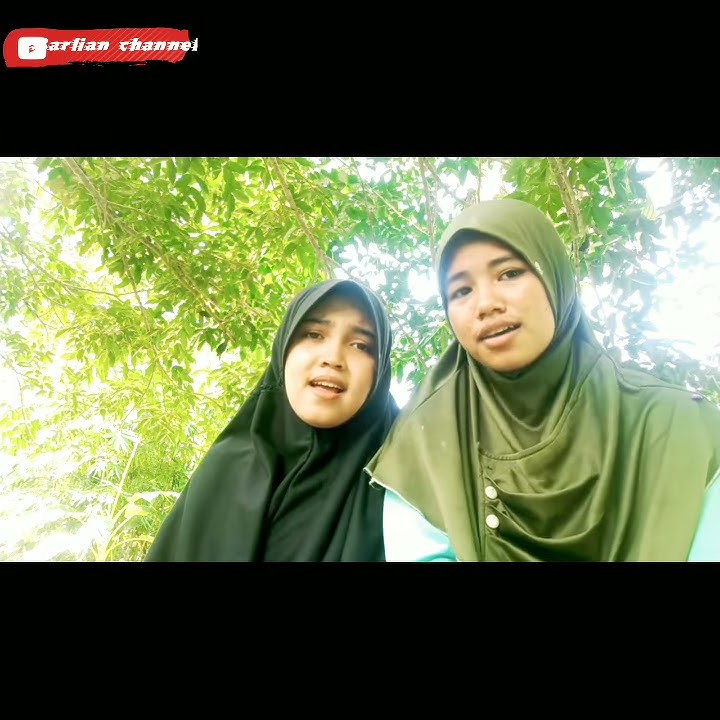 Qoriah 2 ini sangat lantang suara nya,bikin merinding dengar suara nya
