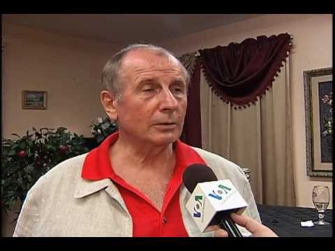 Михаил Веллер о неминуемом крахе власти - YouTube