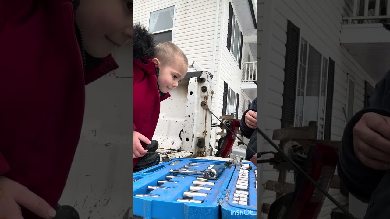 How to change a turn signal  