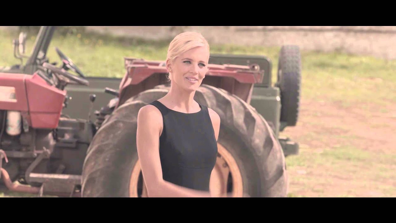 Sei mai stata sulla Luna? - Clip Bucolico Risveglio