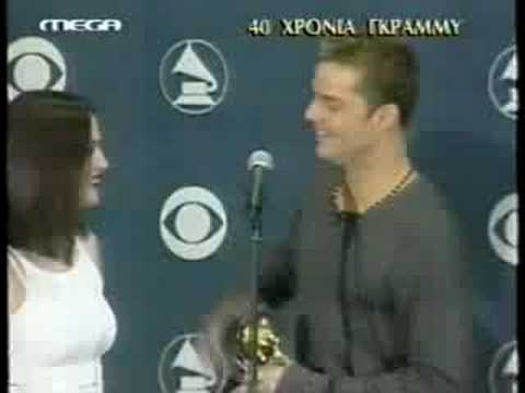 Ricky Martin + Madonna Grammys 1999