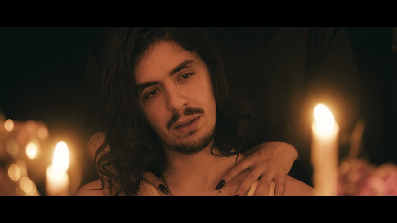 Watch Ian Bosko - Zombie ESP (Video Oficial) on YouTube Watch Ian Bosko - Zombie ESP (Video Oficial) on YouTube
