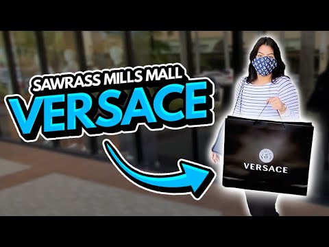 Vídeo: Versace Abre Una Tienda En Chicago