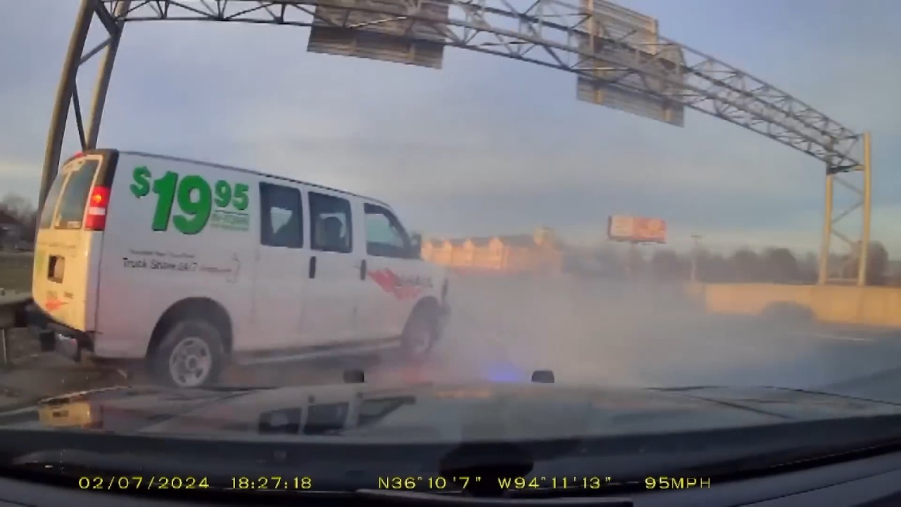 ARKANSAS Police Chase ENDS in Shocking Crash Footage! - YouTube