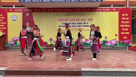 Múa rùa dân tộc Dao đỏ