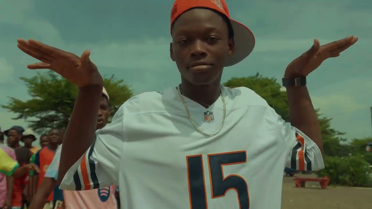 LE PETIT MANDELHA X LE NIANG BOY- C'KOMANT ( Officiel Vidéo )