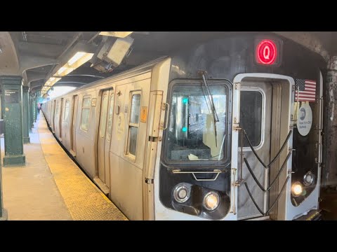 BMT Brighton Line: R160B (Q) Train departing Propect Park - YouTube