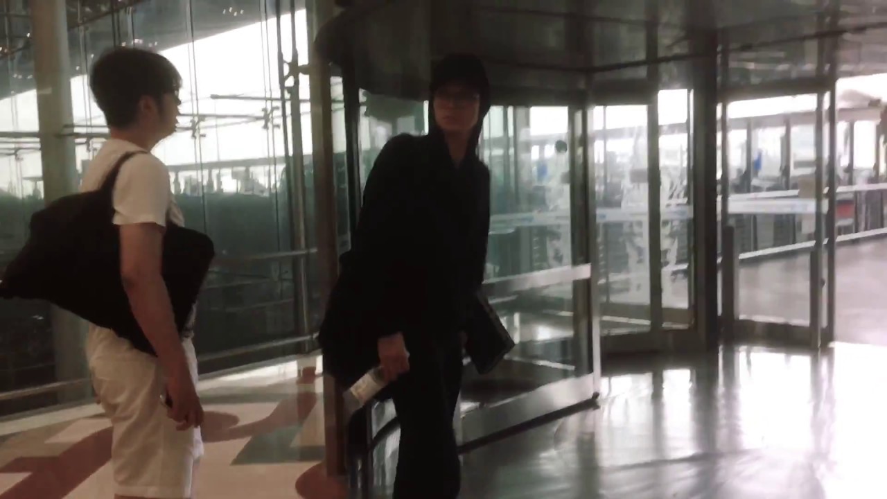 [180407] Gang Dongwon @ Suvarnabhumi airport