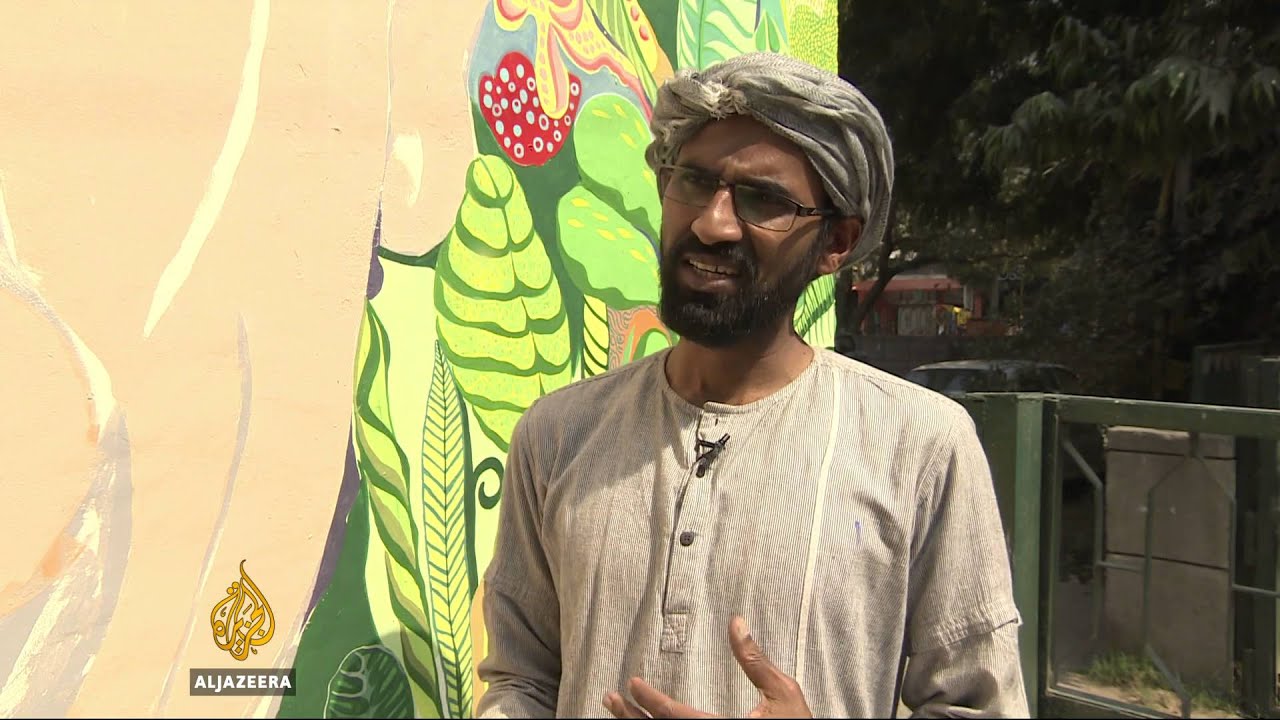 India turns shipping containers into 'vessels of art'