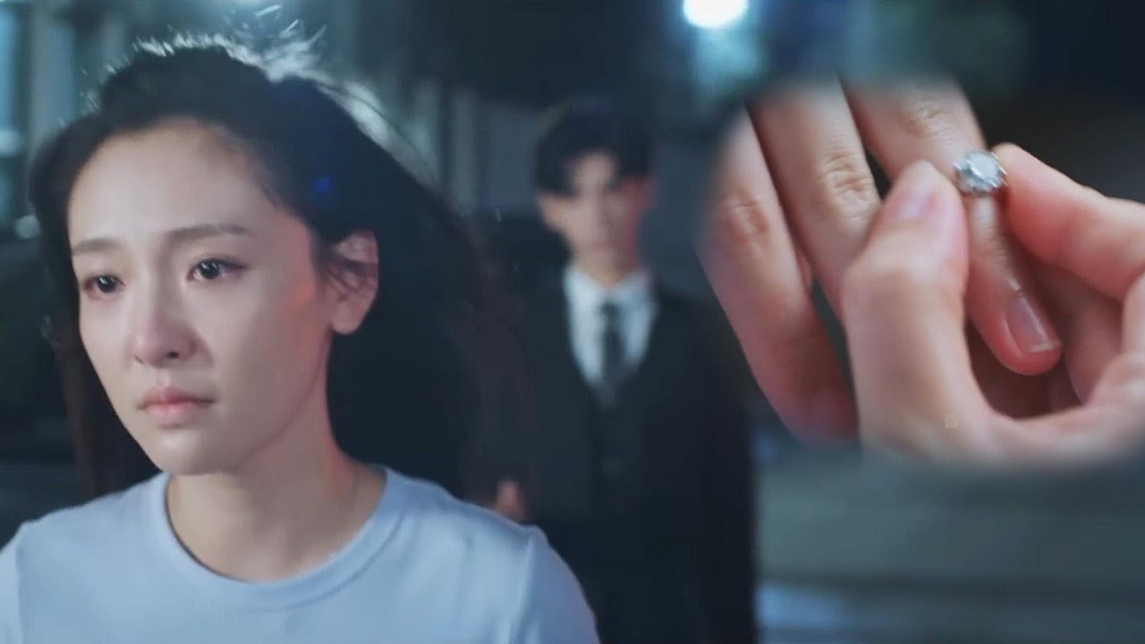 未婚妻怒拔求婚鉆戒甩到霸總手裏，頭也不回地離開了！💗追光者 Light Chaser Rescue  | 罗云熙 吴倩