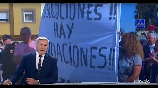 Vecinos de Costacabana se manifiestan con miedo a las inundaciones.