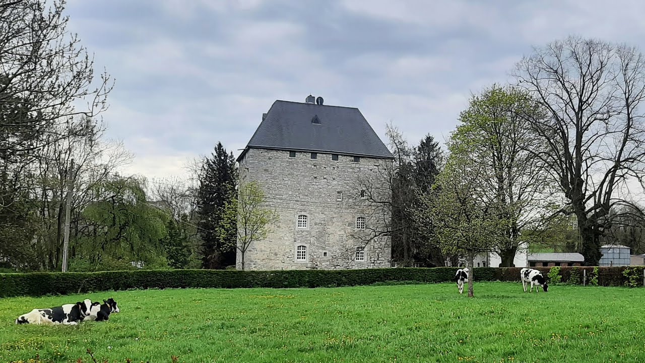 Machet auf das Tor: Startschuss im Haus Raeren