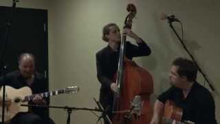 Download Lagu Ameranouche - Johnny's Swing MP3