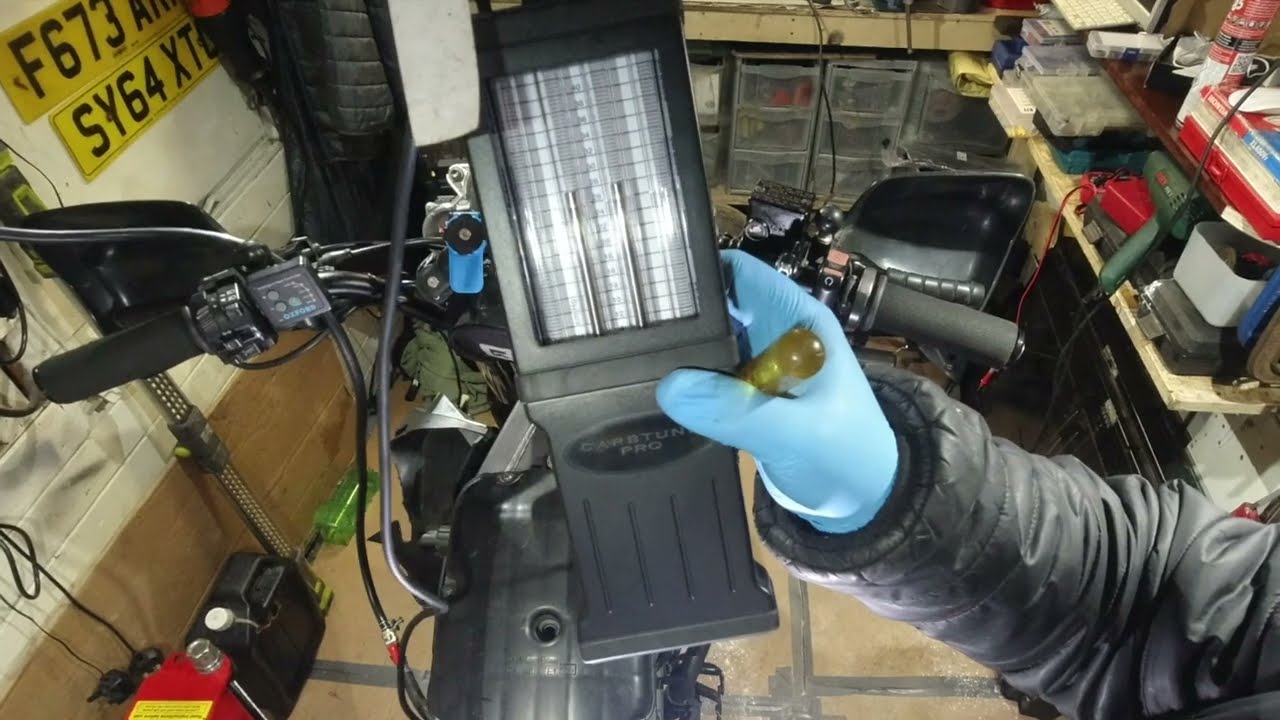 Carburetor Balance Adjustment on a Honda Transalp 650