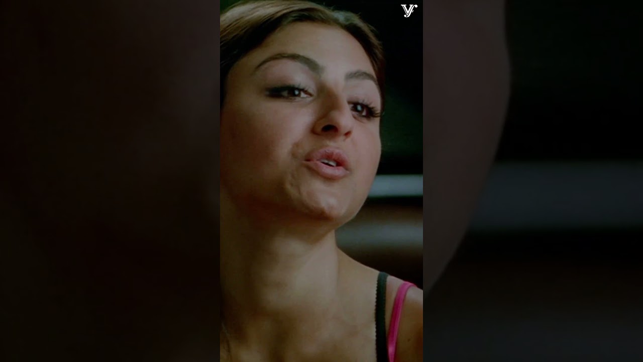 Emraan Hashmi Have No Money for Rent | Tum Mile Clips | Soha Ali Khan 