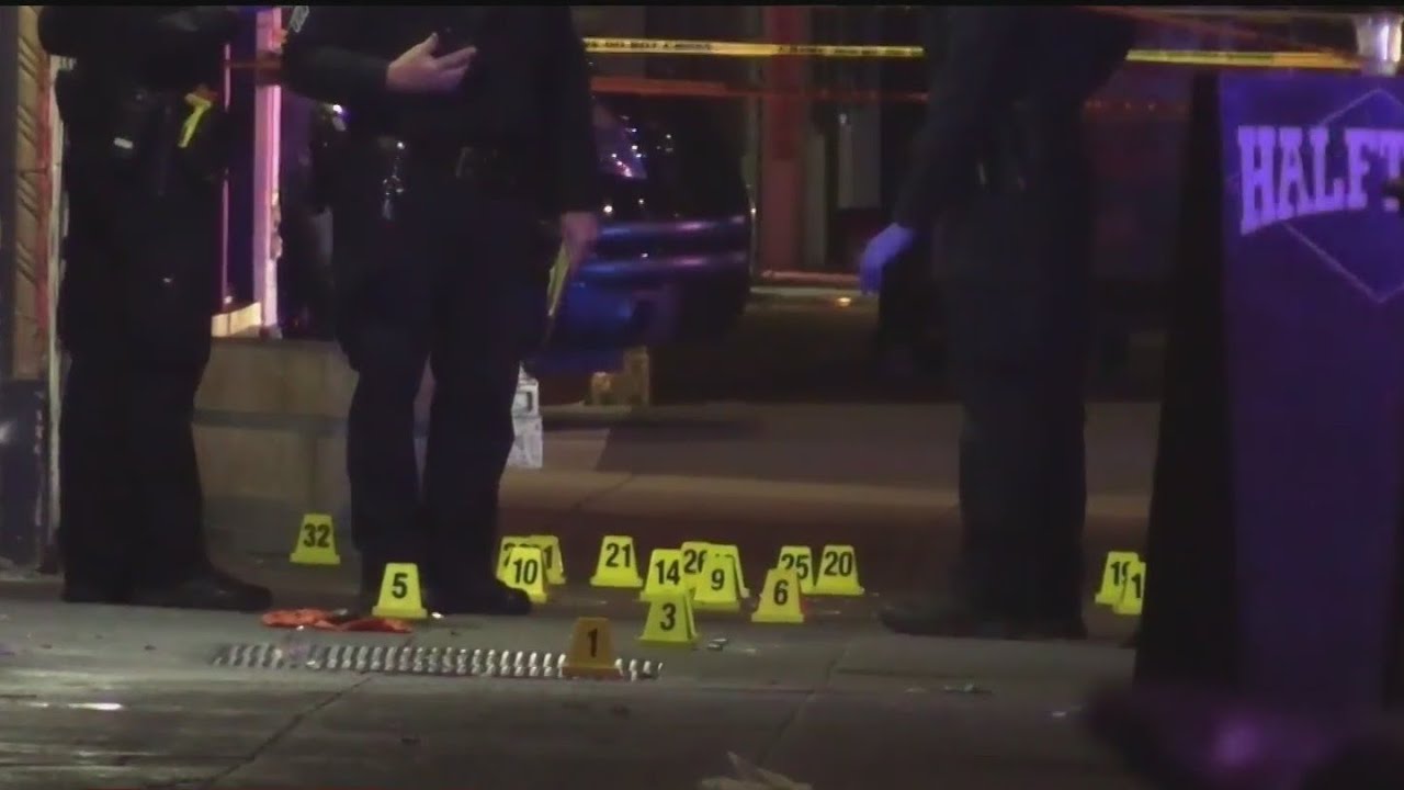 Shooting at Oakland bar leaves 1 dead, multiple people injured