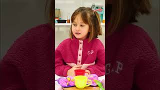 Bebekler Kek Yerken Çocukların Dünyasına Yolculuk!