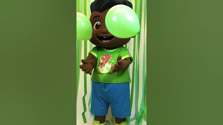 Playing with Color Balloons 🎈🌈! CoComelon Babies in Real Life! #cocomelon #shorts #balloons