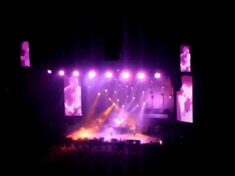 Arctic Monkeys - Mardy Bum - o2 arena 29/10/11