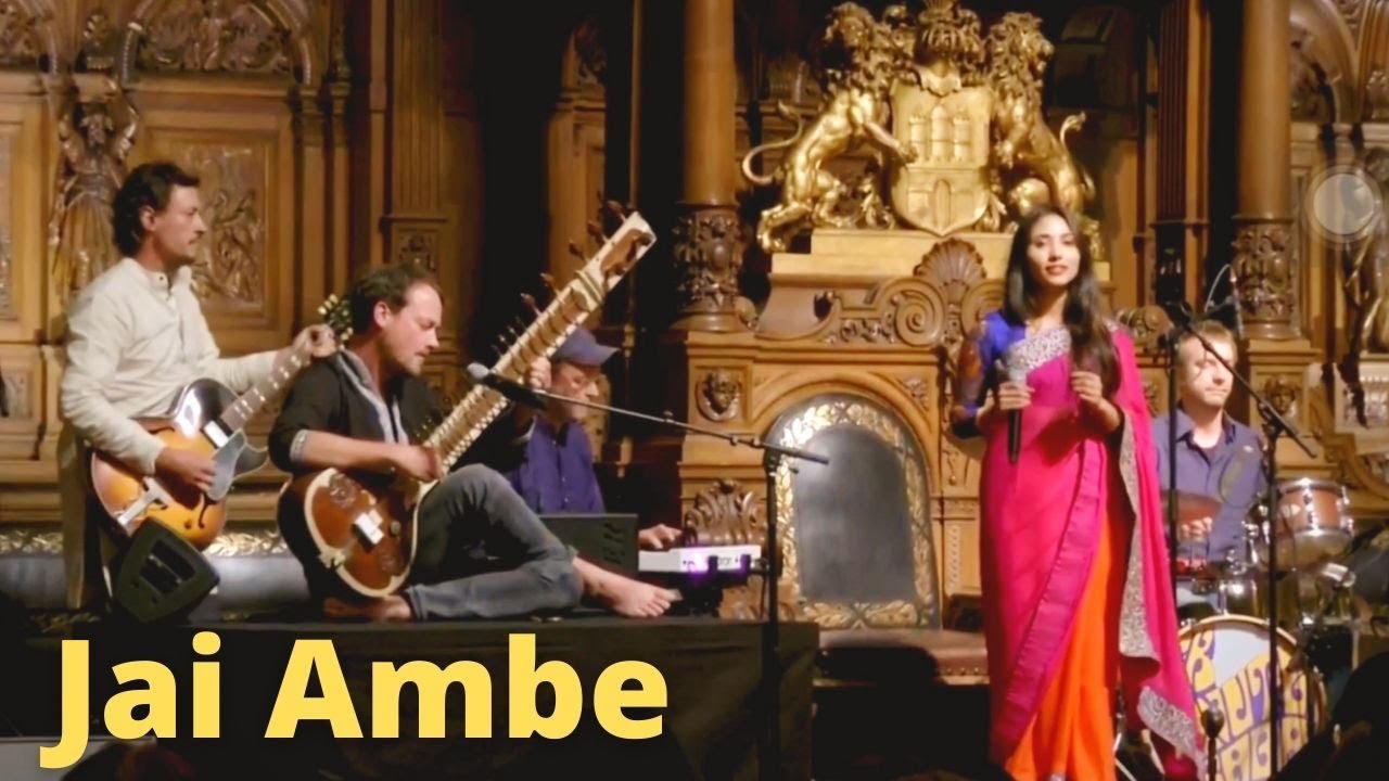 JAI AMBE - Foreigners singing Bhajan | Suprabha KV | EK Minute Baba