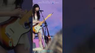 Huh Yunjin - I Doll - 230611 Weverse Con Festival Day 2