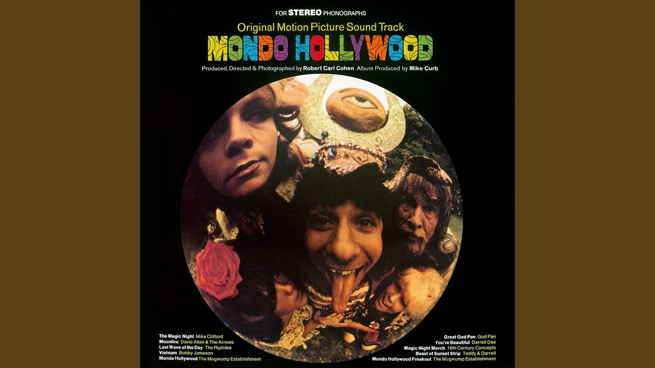 Moonfire auf YouTube ansehen Moonfire auf YouTube ansehen