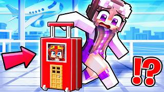 Semlaki VERSTECKT sich in Nellys KOFFER in Minecraft!