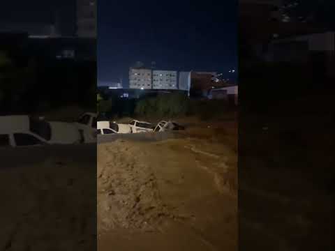 سيول قويه تجرف السيارات محايل عسير الان