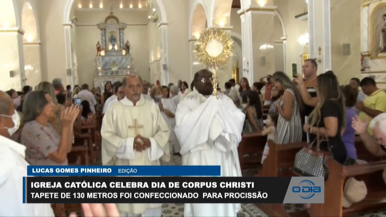 Igreja Católica celebra dia de Corpus Christi e procissão tem tapete de 130 metros 08 06 2023
