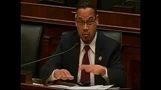 Rep. Keith Ellison Pushes For Clarity On Golden Parachutes