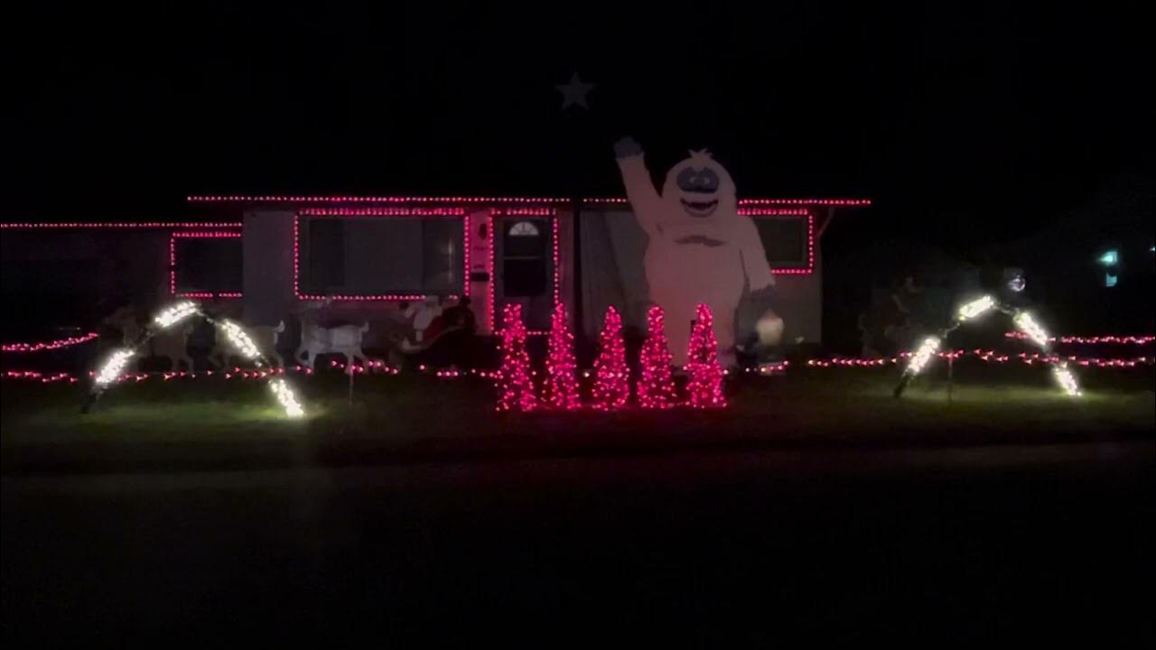 Linus and Lucy (The Peanuts Christmas Song)Vince Guaraldi YouTube Peanut Christmas Song