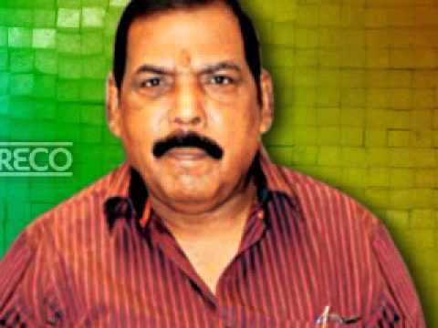 在 YouTube 上观看 Manamadhurayile - Manamadurai Malli