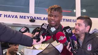 Beşiktaşın Yeni Transferi Emmanuel Agbadouya Coşkulu Karşılama