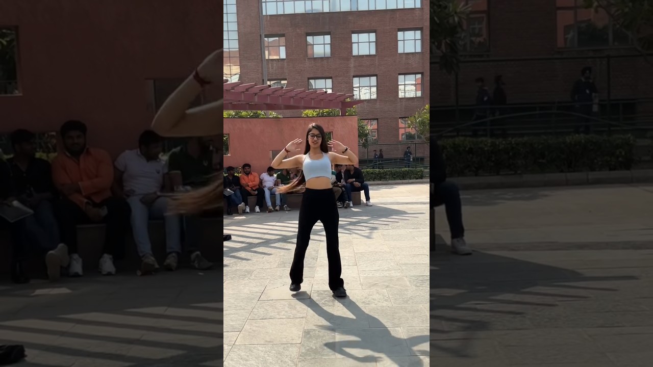 delhi University girls dance short video viral 