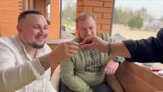 Check out Instant Ring by Viktor Voitko at MJMMagic.com (see link below)