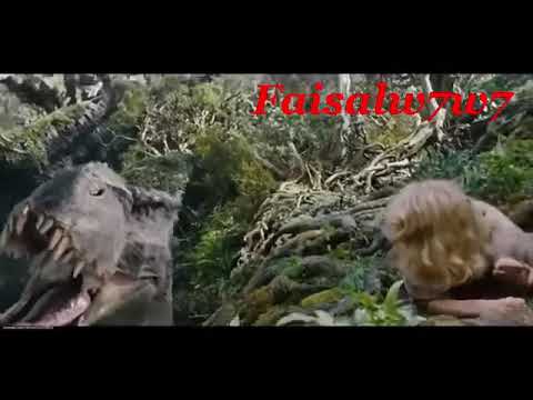 غوريلا والفتاة ذات الشعر الأشقر 