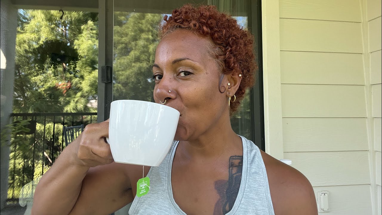 Я уезжаю из Америки.