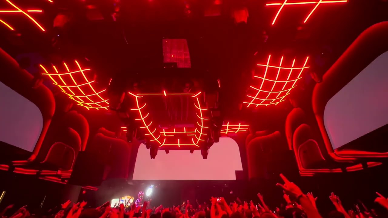 TCHAMI DAER NIGHTCLUB