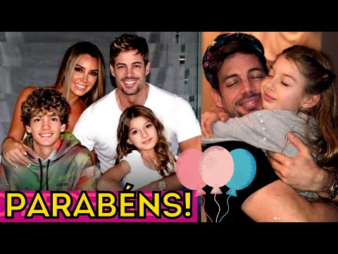 Vídeo: William Levy E Elizabeth Gutierrez Parabenizam Sua Filha