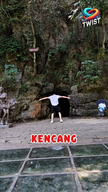 This Cave Blows Winds as Strong as a Jet! #tranding #trandingshorts #strongwinds #cave